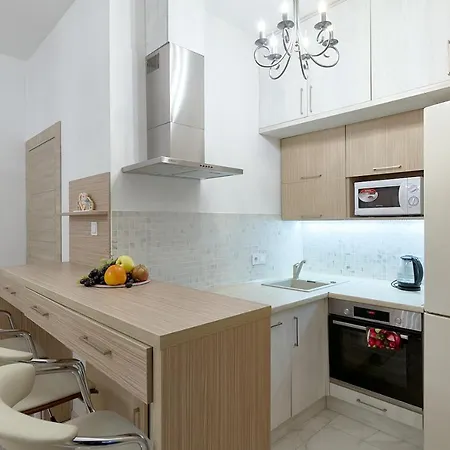 Center! 3 Modern Designed Appartment. * Kyiv
