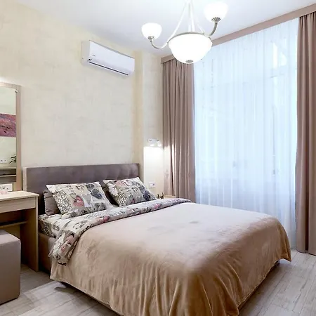Apartment Center! 3 Modern Designed Appartment.